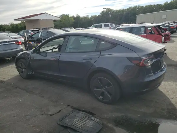 5YJ3E1EA0PF613687 2023 TESLA MODEL 3 - Image 2