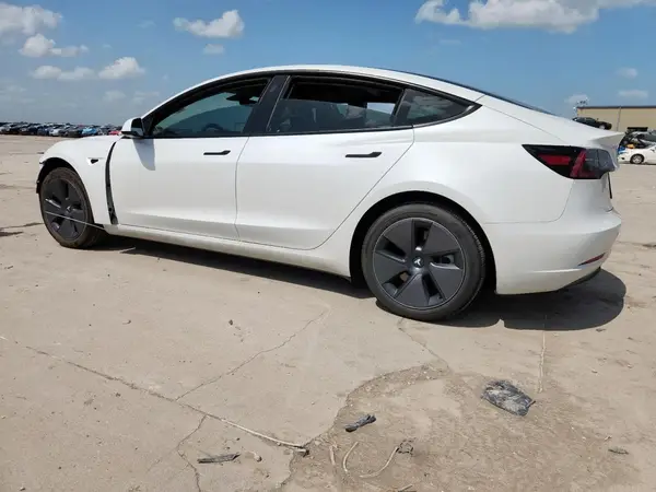 5YJ3E1EA0PF613866 2023 TESLA MODEL 3 - Image 2