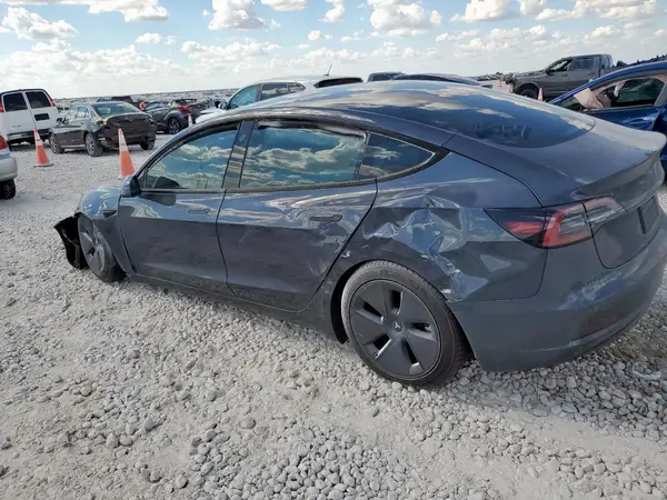5YJ3E1EA0PF614564 2023 TESLA MODEL 3 - Image 2