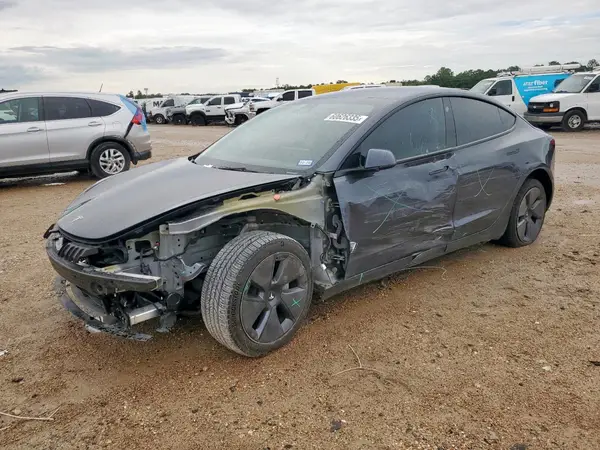 5YJ3E1EA0PF622289 2023 TESLA MODEL 3 - Image 1
