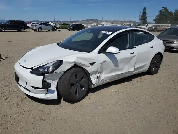 5YJ3E1EA0PF623233 2023 TESLA MODEL 3 - Image 1