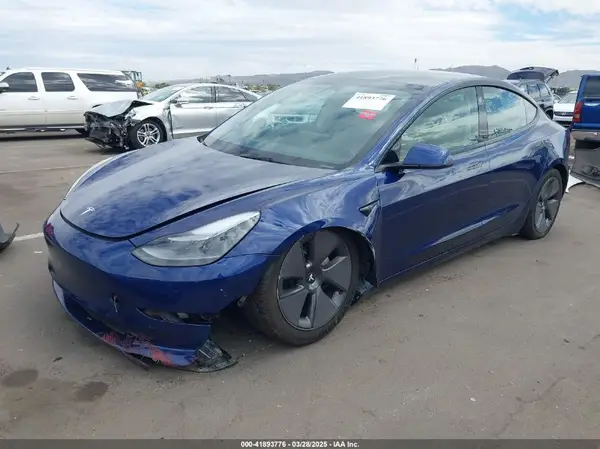 5YJ3E1EA0PF623345 2023 TESLA MODEL 3 - Image 2