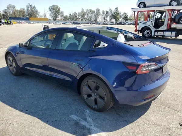 5YJ3E1EA0PF623913 2023 TESLA MODEL 3 - Image 2