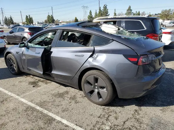 5YJ3E1EA0PF624558 2023 TESLA MODEL 3 - Image 2