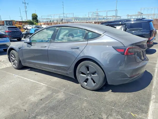 5YJ3E1EA0PF625161 2023 TESLA MODEL 3 - Image 2