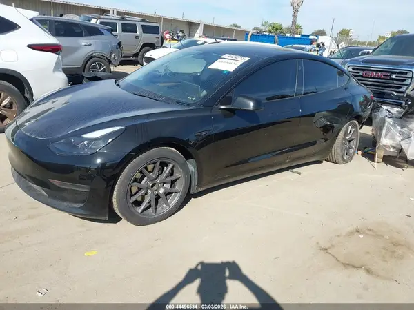 5YJ3E1EA0PF625550 2023 TESLA MODEL 3 - Image 2