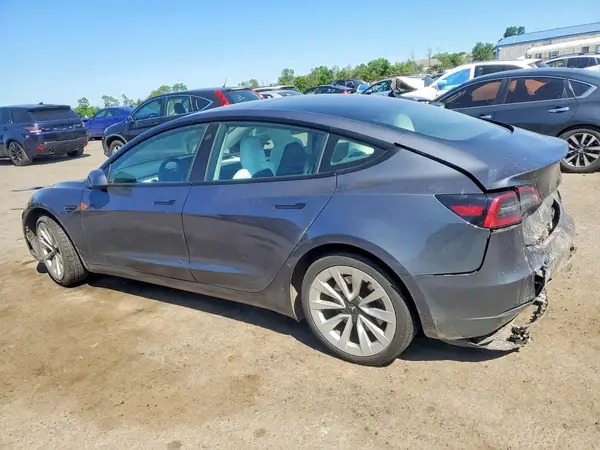 5YJ3E1EA0PF640761 2023 TESLA MODEL 3 - Image 2