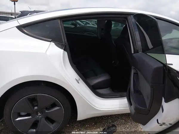 5YJ3E1EA0PF641781 2023 TESLA MODEL 3 - Image 8