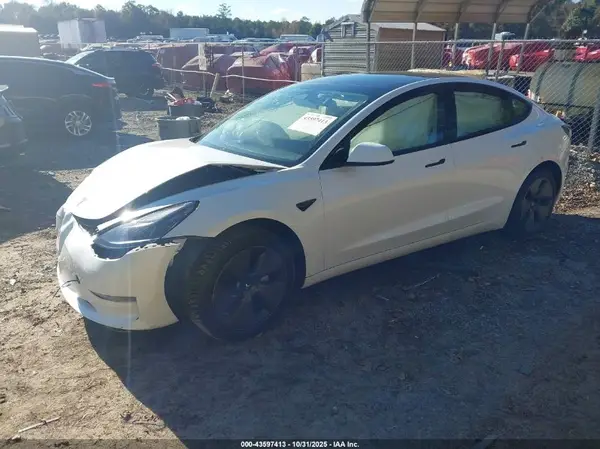 5YJ3E1EA0PF644986 2023 TESLA MODEL 3 - Image 2