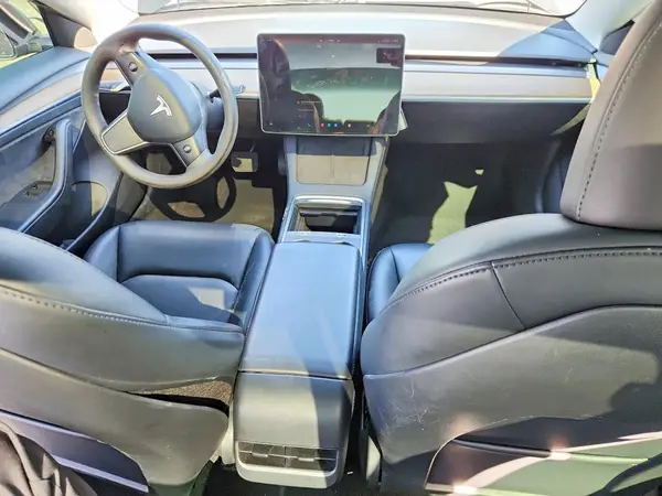 5YJ3E1EA0PF646463 2023 TESLA MODEL 3 - Image 8