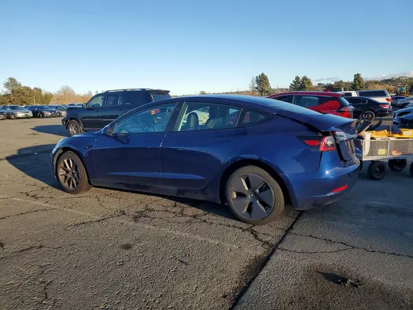 5YJ3E1EA0PF646544 2023 TESLA MODEL 3 - Image 2