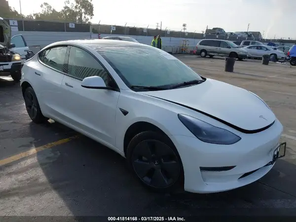 5YJ3E1EA0PF646723 2023 TESLA MODEL 3 - Image 1