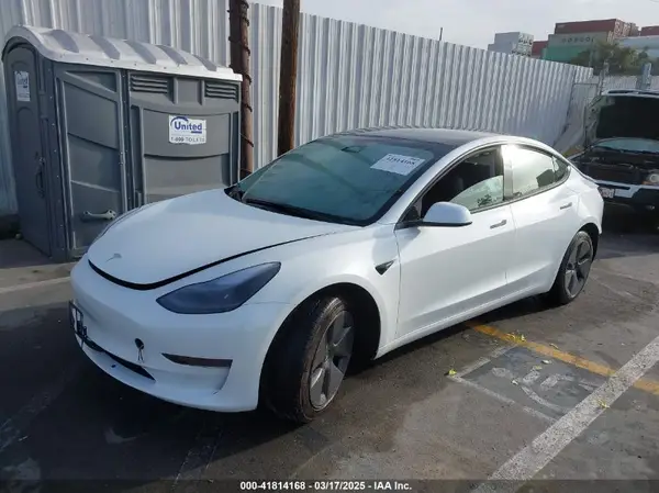 5YJ3E1EA0PF646723 2023 TESLA MODEL 3 - Image 2