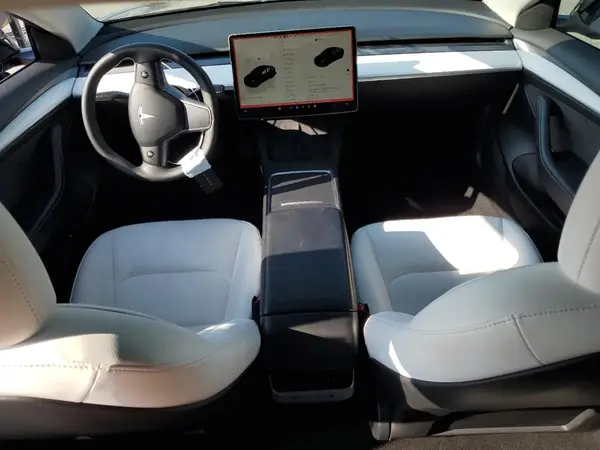 5YJ3E1EA0PF646866 2023 TESLA MODEL 3 - Image 8