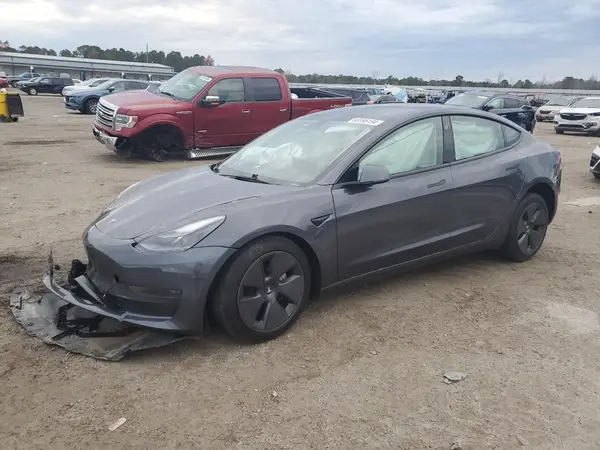 5YJ3E1EA0PF647208 2023 TESLA MODEL 3 - Image 1