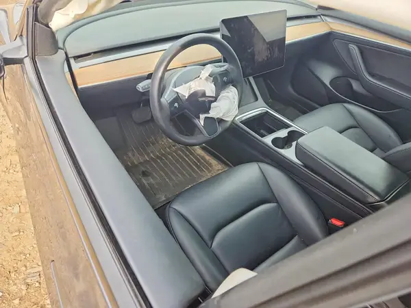 5YJ3E1EA0PF652165 2023 TESLA MODEL 3 - Image 8