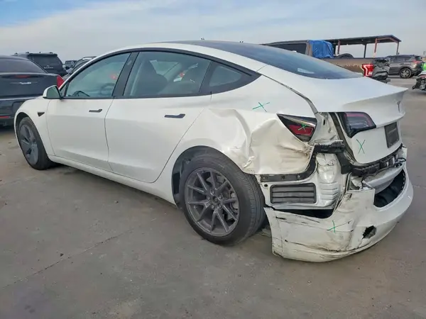 5YJ3E1EA0PF652327 2023 TESLA MODEL 3 - Image 2