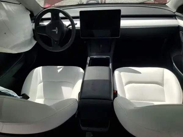 5YJ3E1EA0PF652439 2023 TESLA MODEL 3 - Image 8