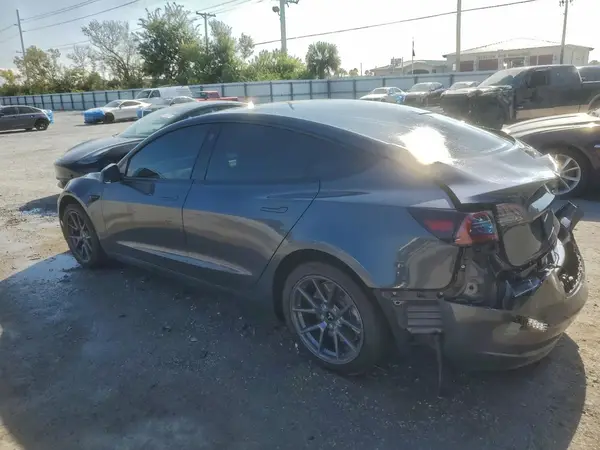 5YJ3E1EA0PF652666 2023 TESLA MODEL 3 - Image 2