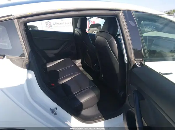 5YJ3E1EA0PF657656 2023 TESLA MODEL 3 - Image 8