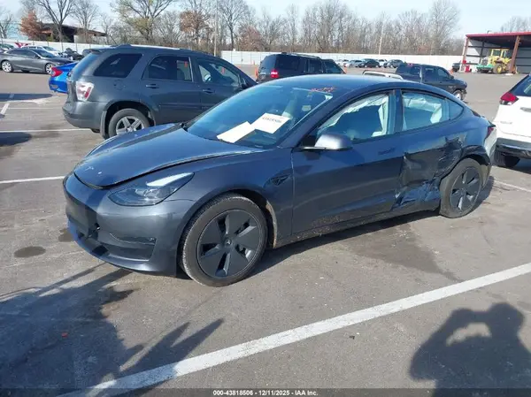 5YJ3E1EA0PF662632 2023 TESLA MODEL 3 - Image 2