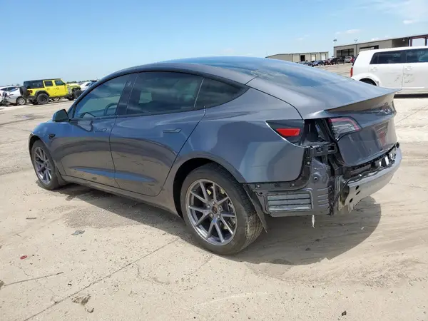 5YJ3E1EA0PF665434 2023 TESLA MODEL 3 - Image 2