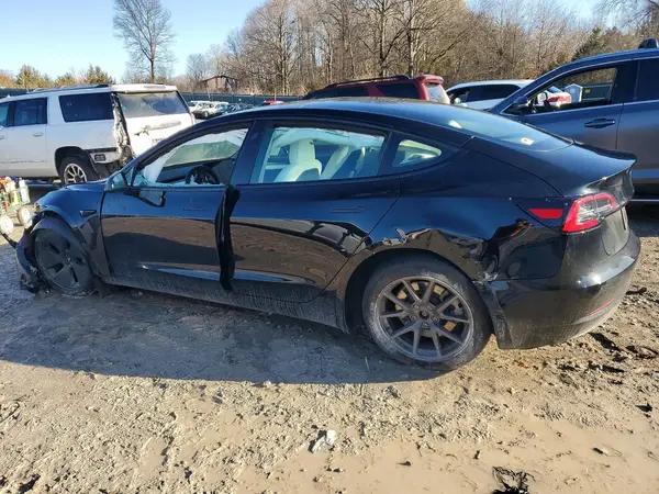 5YJ3E1EA0PF665921 2023 TESLA MODEL 3 - Image 2