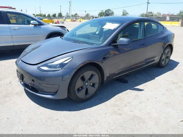 5YJ3E1EA0PF665966 2023 TESLA MODEL 3 - Image 2