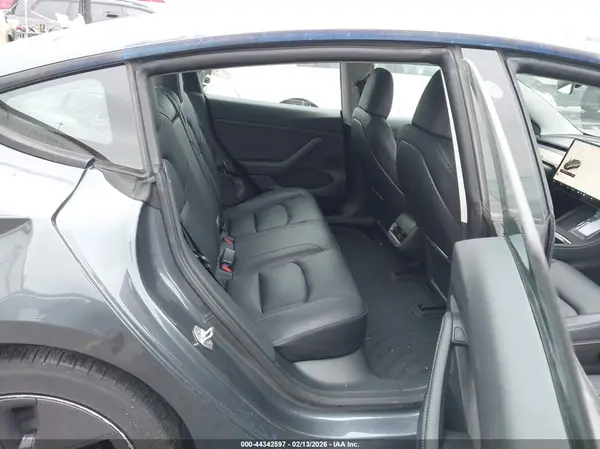 5YJ3E1EA0PF669130 2023 TESLA MODEL 3 - Image 8