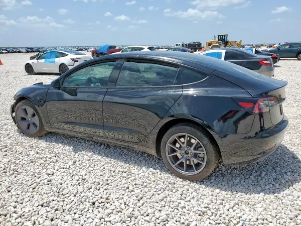 5YJ3E1EA0PF671167 2023 TESLA MODEL 3 - Image 2