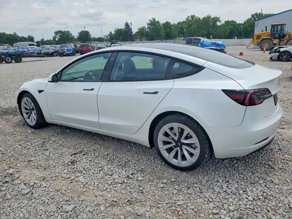 5YJ3E1EA0PF671640 2023 TESLA MODEL 3 - Image 2