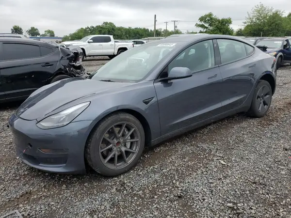 5YJ3E1EA0PF673646 2023 TESLA MODEL 3 - Image 1