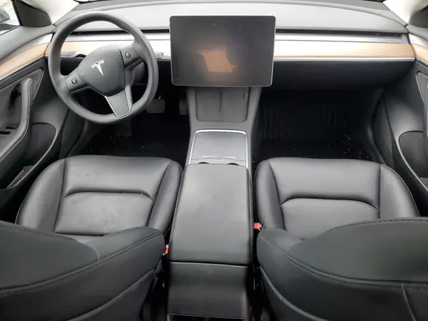 5YJ3E1EA0PF673646 2023 TESLA MODEL 3 - Image 8