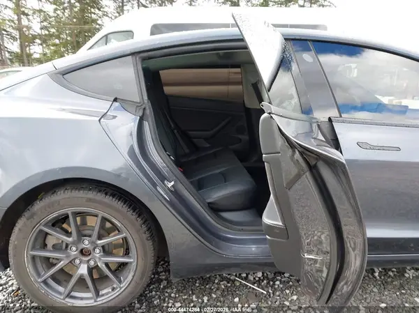 5YJ3E1EA0PF675574 2023 TESLA MODEL 3 - Image 8