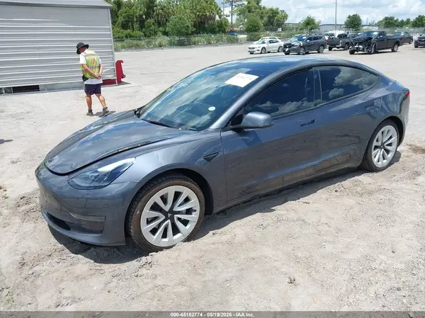 5YJ3E1EA0PF676482 2023 TESLA MODEL 3 - Image 2