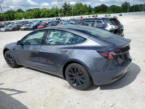 5YJ3E1EA0PF677471 2023 TESLA MODEL 3 - Image 2