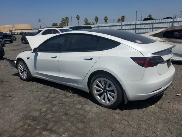5YJ3E1EA0PF679107 2023 TESLA MODEL 3 - Image 2