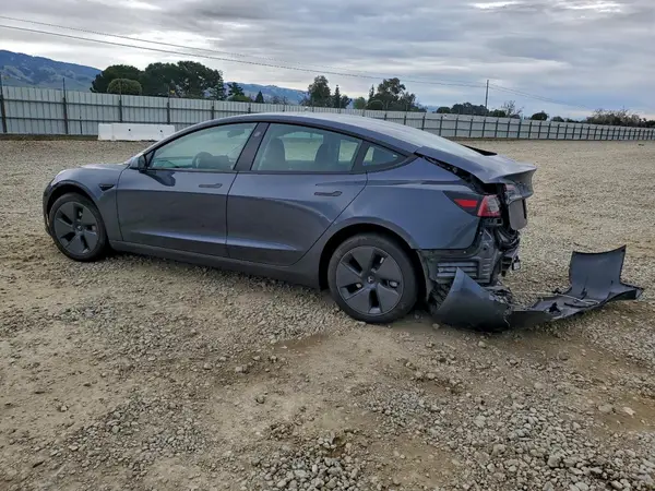 5YJ3E1EA0PF681441 2023 TESLA MODEL 3 - Image 2