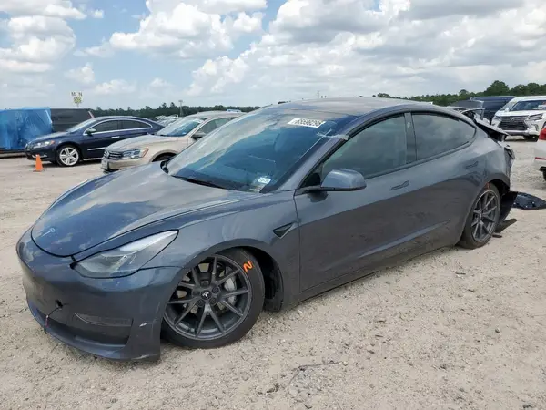 5YJ3E1EA0PF685246 2023 TESLA MODEL 3 - Image 1