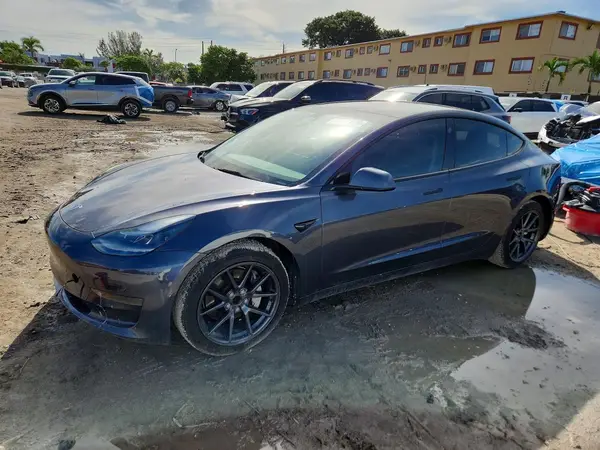 5YJ3E1EA0PF689183 2023 TESLA MODEL 3 - Image 1