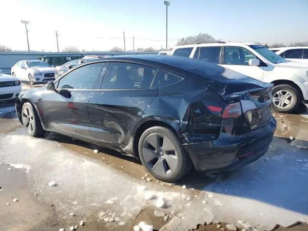 5YJ3E1EA0PF696005 2023 TESLA MODEL 3 - Image 2