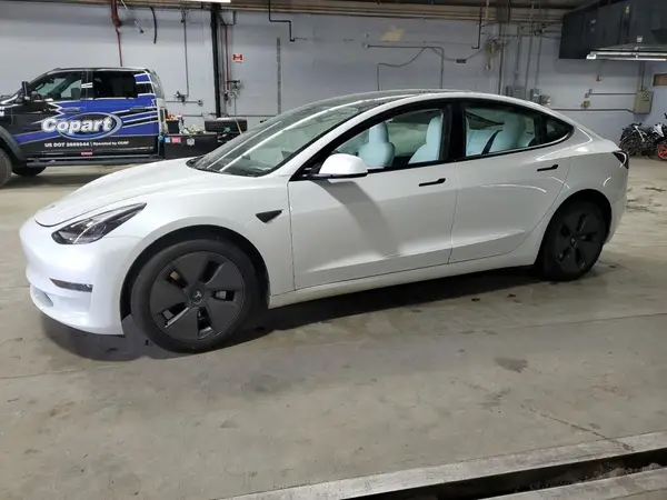 5YJ3E1EA0PF696960 2023 TESLA MODEL 3 - Image 1