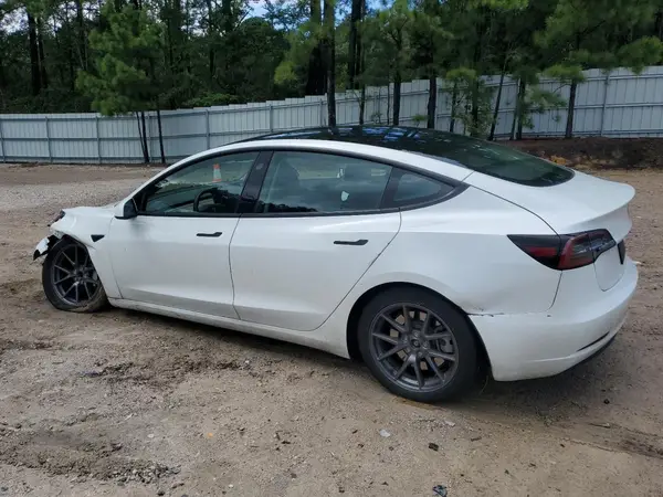 5YJ3E1EA0PF698045 2023 TESLA MODEL 3 - Image 2