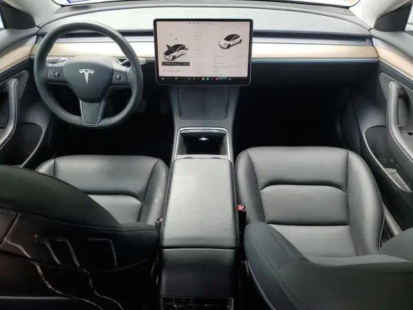 5YJ3E1EA0PF698045 2023 TESLA MODEL 3 - Image 8