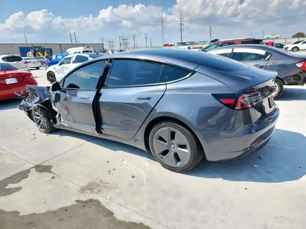 5YJ3E1EA0PF700358 2023 TESLA MODEL 3 - Image 2