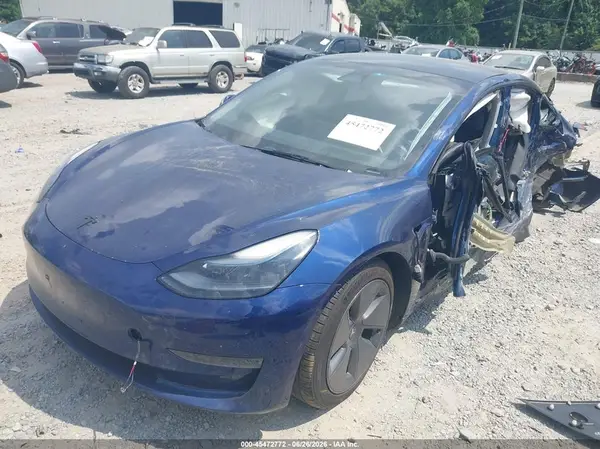 5YJ3E1EA0PF704586 2023 TESLA MODEL 3 - Image 2