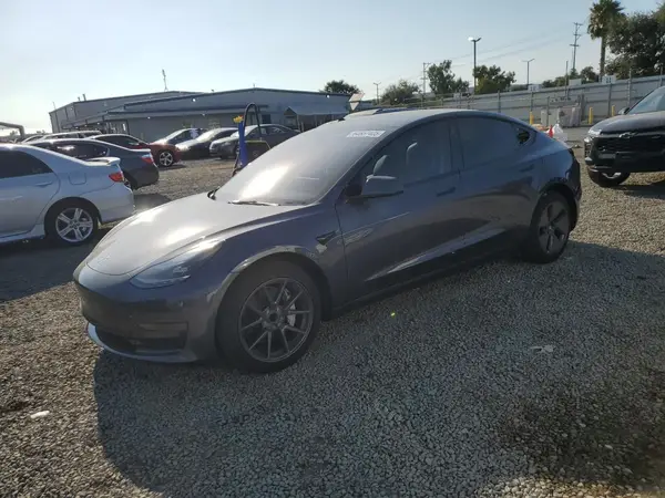 5YJ3E1EA0PF705821 2023 TESLA MODEL 3 - Image 1