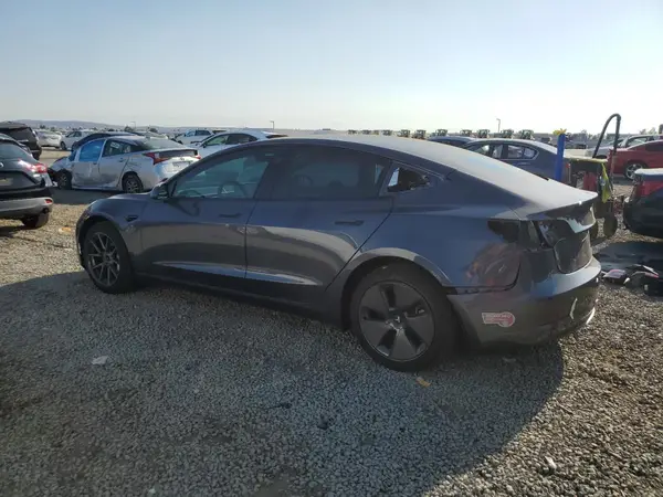 5YJ3E1EA0PF705821 2023 TESLA MODEL 3 - Image 2