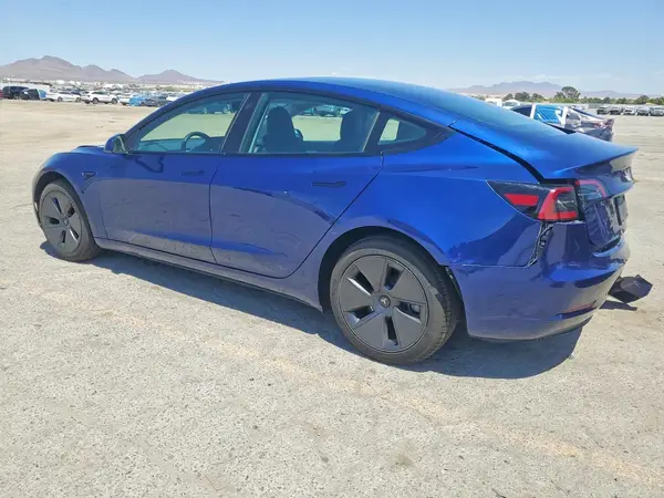 5YJ3E1EA0PF709139 2023 TESLA MODEL 3 - Image 2