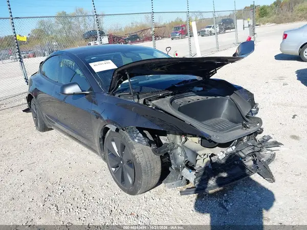 5YJ3E1EA0RF724419 2024 TESLA MODEL 3 - Image 1